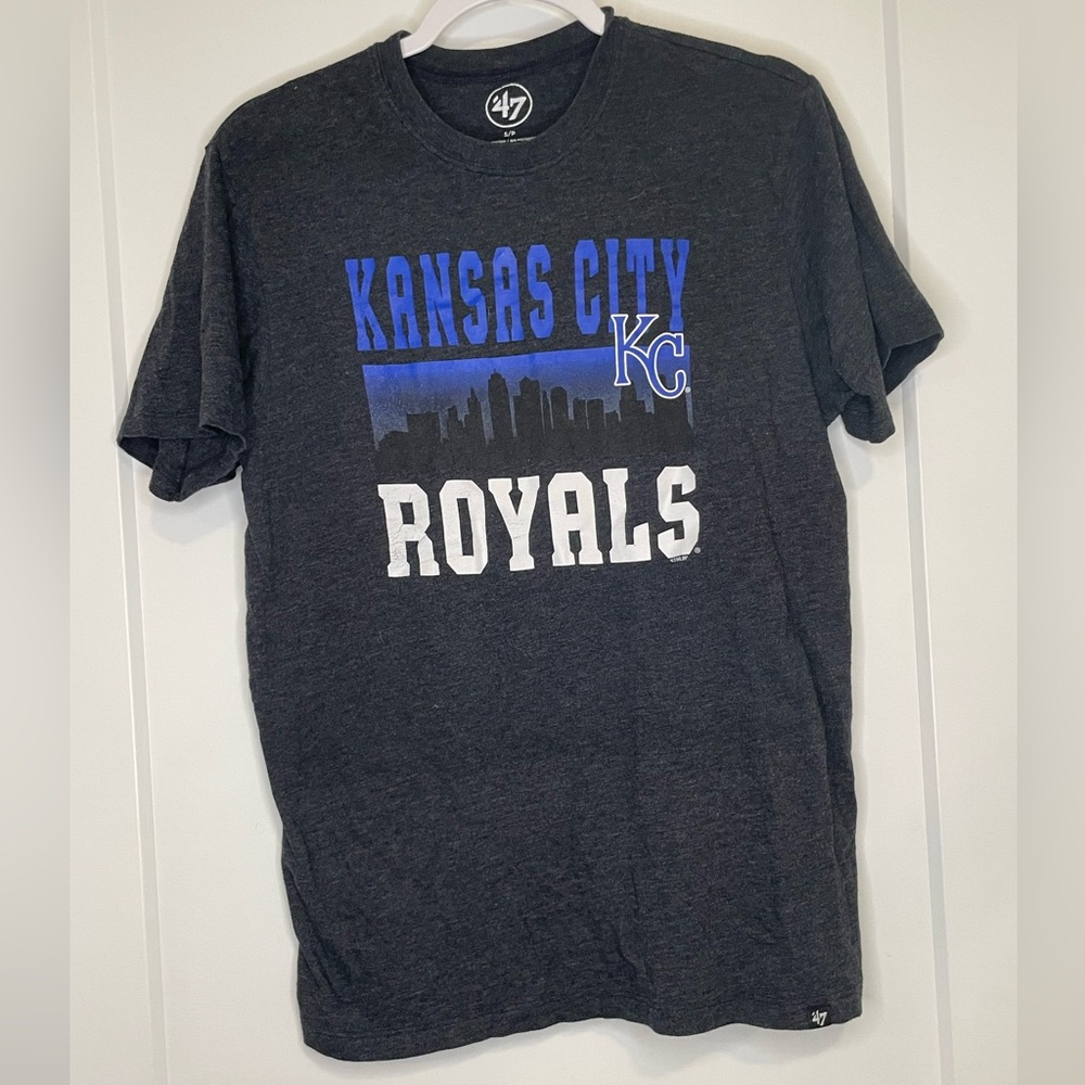 Kansas City Royals tee! Size small, great condition